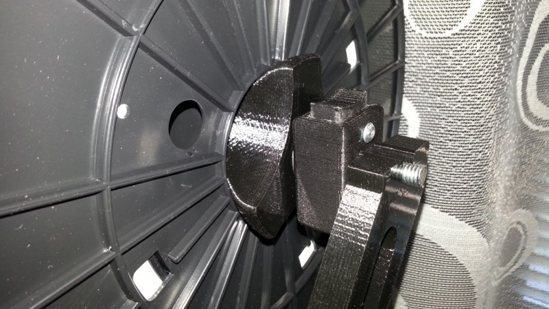 Spool adapter and spring nut 1.jpg (388.11 KiB) Zobrazeno 10221 krát Spool adapter and spring nut 1.jpg