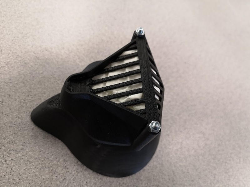 maska Darth 1.jpg (138.18 KiB) Zobrazeno 16683 krát maska Darth 1.jpg